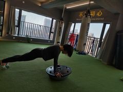 -CXFIT 陈徐健身工作室(凯旋店)