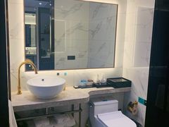 卫生间-希岸Deluxe酒店(北京广安门地铁站店)