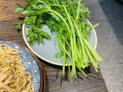 -鼎牛牛炖锅·烤串(温泉路店)