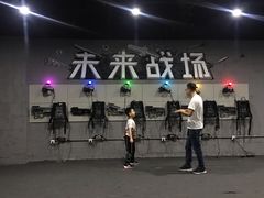 -未来战场·大空间VR·轰趴·团建(常营店)