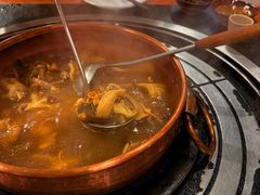 -阿山卓·野生菌火锅·纳西火塘烤肉