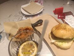 -必胜客(宁海西子国际店)