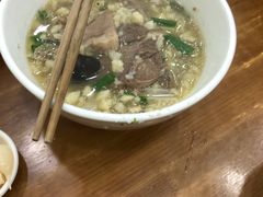普通羊肉泡馍-刘信牛羊肉小炒泡馍(回民街店)