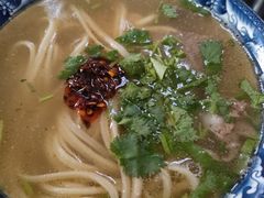 -十二忠手拉面(五福店)