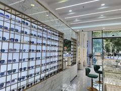 -世纪大明眼镜·林德伯格·蔡司官方授权店(武昌旗舰店)