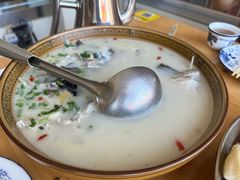 -美顺香食府鱼头老店(雪野湖店)