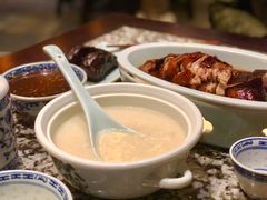 民国美龄粥-南京大牌档(南京路世纪都会店)