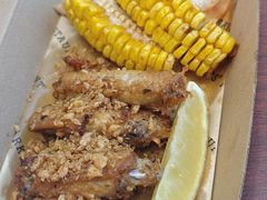 -Mark&Mars Restaurant