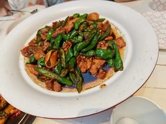 -阿瓦山寨·湘菜现炒·剁椒鱼头王(咸阳总店)