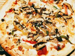 自制披萨-爱德堡西餐咖啡吧(北师大店)