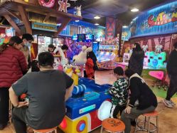 点击看大图 -卡通尼乐园(五彩世界店)
