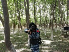 -亲兄弟真人CS团建拓展基地