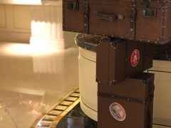 -上海半岛酒店·半岛精品店