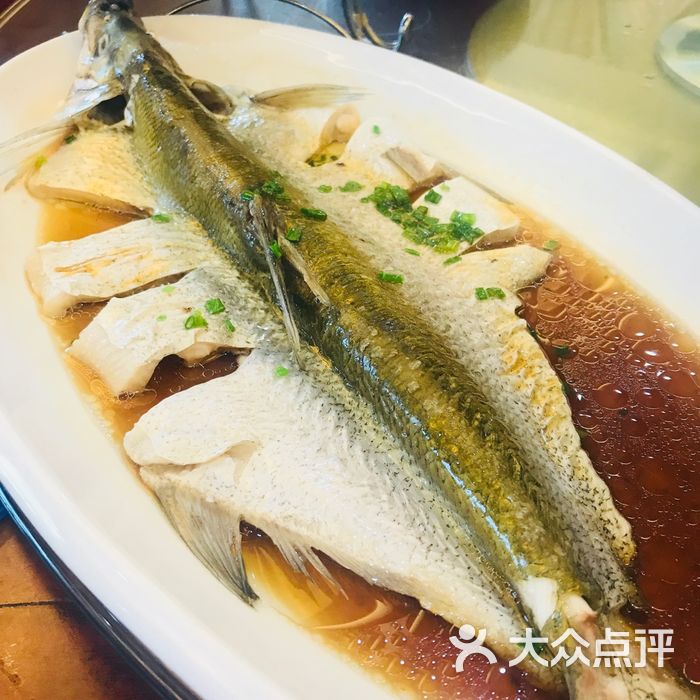 锦春大酒店三丁包和千层油糕双拼图片-北京淮扬菜-大众点评网