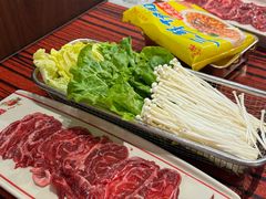 -沙胆彪炭炉牛杂煲(上海日月光广场店)