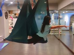 空中瑜伽体验课-舞佳舞空中瑜伽馆