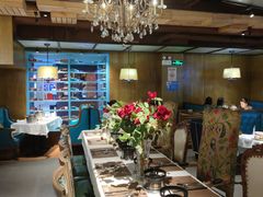 -领鲜活海鲜榴莲自助火锅(东门店)