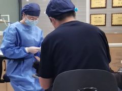 -上海仁爱医院口腔科 · 种植