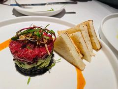 牛肉塔塔配牛油果黑橄榄酱-Solo(衡山路店)