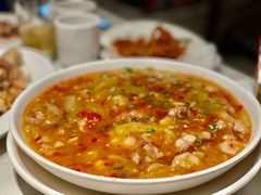 酸菜牛蛙-肥仔文澳门猪骨煲(南京西路店)