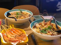 海鲜冬荫功汤-星椰叻沙·椰浆鲜虾面(江南西店)
