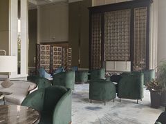 -李沧绿城喜来登酒店大堂吧