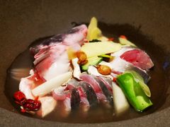 鲜潭蒸汽石锅江团鱼-鲜潭蒸汽石锅鱼(五道口购物中心店)