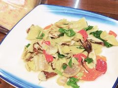 -缘来聚·徽菜名店(黄山宏村店)