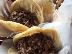 精品火烧-闫家驴肉老店(华电一校店)