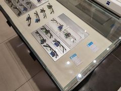 -宝岛眼镜·蔡司·依视路·青少儿近视防控验配中心(太白印象城店)