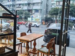 -红跑车(朝晖店)