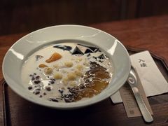 -RUXU入续糖水铺与包(卓悦中心店)