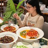 一下班湖南同事就拉着我去吃饭 她一直说这里很正宗