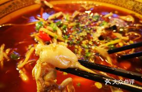 Young Ginger and Frog Stir-fry