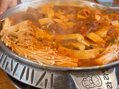 -喇喇排骨火锅·传统韩式脊骨汤(望京西园总店)