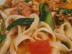 -顺溜·手工刀削面·黑金店(铜锣湾店)