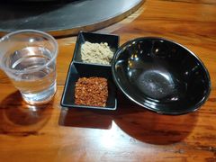 味碟-炭虎子水浒烤肉(梦时代店)
