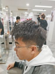 -米娜护肤造型