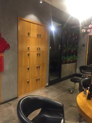 -时尚殿堂明星门店
