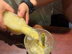 -Cuc Gach Quan Restaurant