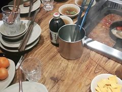 -老牌坊云南鱼豆花火锅(爱建店)