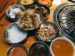 -老炉家木炭烤肉(长江国际店)
