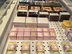 -好利来(上海长宁龙之梦店)