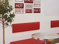 用餐区-Eckl’s爱氏热狗(猫街店)