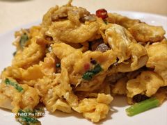 -八府香鸭·啫啫煲(华山路店)