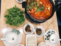 酸汤鱼火锅-贵凤凰贵州米粉(五道口店)