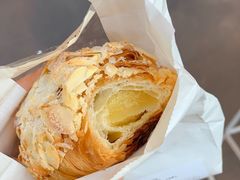 杏仁可颂-dotcom coffee古点咖啡(致真大厦店)