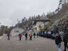 -波斯托伊纳溶洞