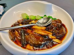 葱烧海参配乌米菌-鲁采LU STYLE(新天地店)