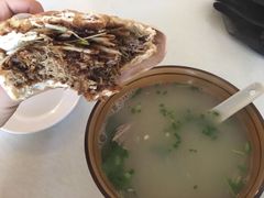 -烤鸭肉夹馍鸭汤店